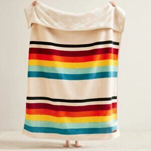 Pendleton Mt. Foraker Reversible Plush Throw | NWT